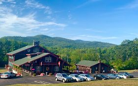 Swiss Chalets Village Inn Nh